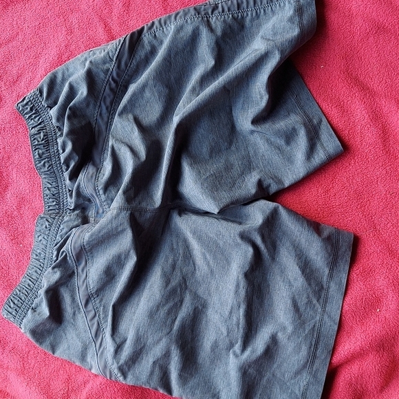 Kirkland Nylon Shorts - Picture 2 of 4